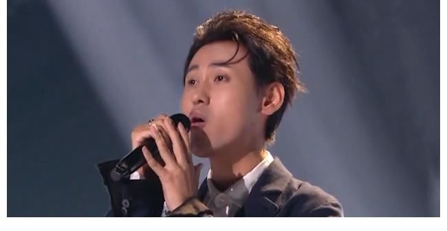 谭轩辕|《好声音》炒冷饭，往季选手回锅参赛，小二班成员盲选零转遭淘汰