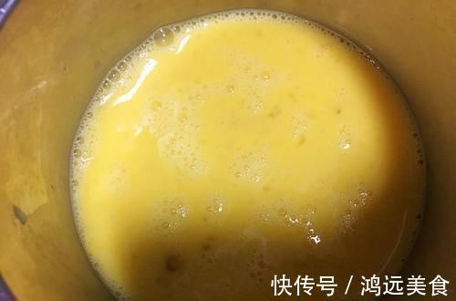 香蕉段|香蕉别总生吃了，做成简单的小甜品，外酥里嫩，大人小孩都爱吃