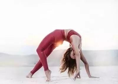 瑜伽体式|听说你得了“瑜伽病”瑜伽练习中的八大细节你必须要知道