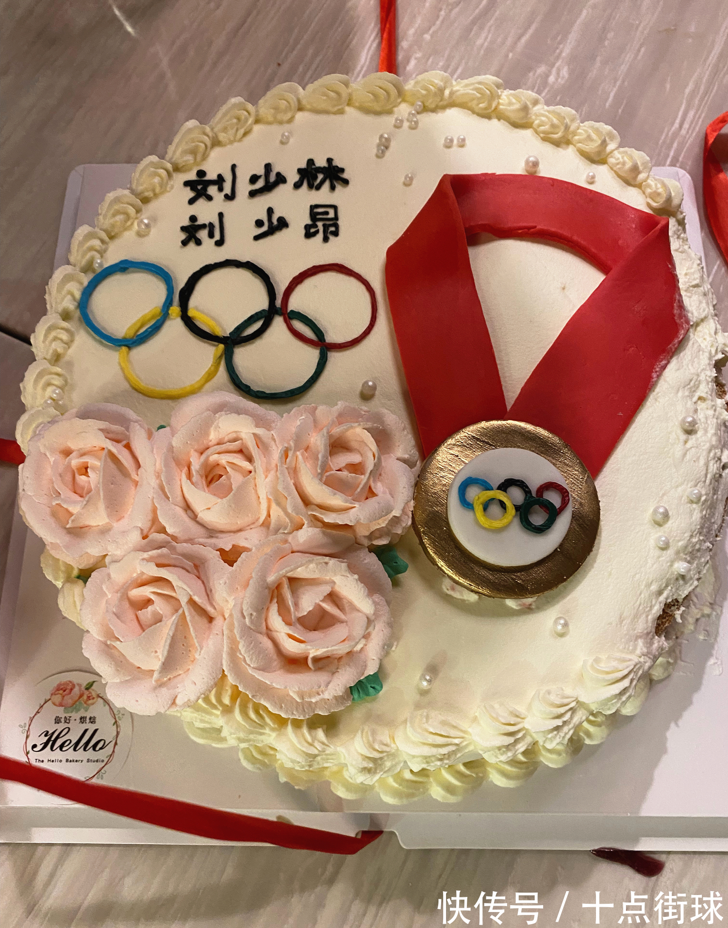 刘少林|匈牙利华裔兄弟到家,穿中国品牌与全家庆祝!之后还会来中国训练