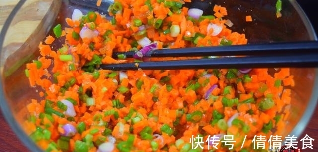土豆洋葱早餐饼最好吃的做法,简单美味又馋人,看看你喜欢吃不?