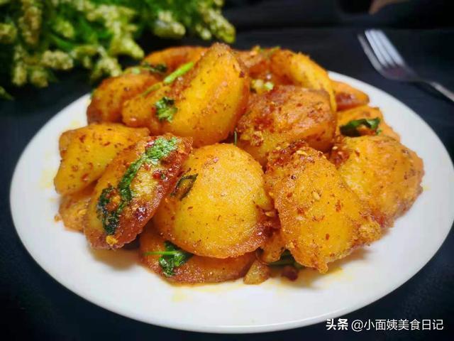 土豆丝|夏天爱出汗，身体疲倦困乏，这种高钾食物别忘吃，蒸熟一煎，真香