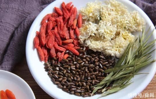 枸杞|枸杞和它“天生一对”,连喝十天,助你排出肝毒