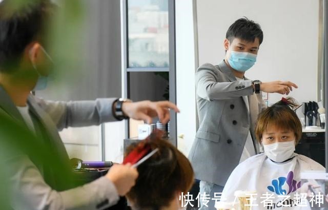 手辫 爱运动也爱时尚!这几款超适合运动的发型,你get了吗!