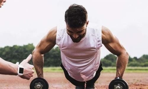 肌群|你知道胸肌怎么练效果最好吗？教你3个技巧，都是过来人的经验