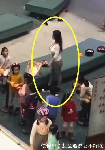 透露|爸爸每天都去接儿子,孩子无意间的话透露真相:我们来了个女老师