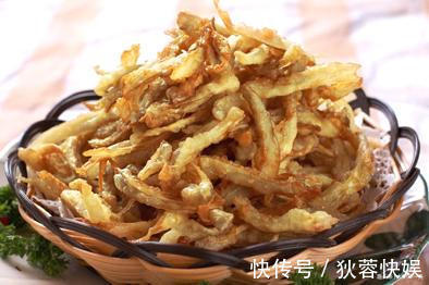 正确做法|椒盐蘑菇要不要焯水，很多人做错了，难怪不酥脆，教你正确做法