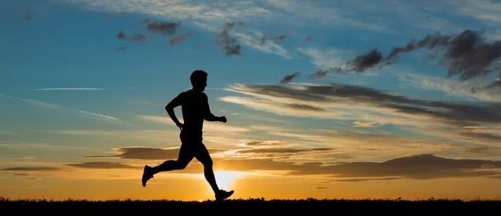 黑猩猩|尽管被很多室内健身者所不屑为什么跑步仍然是最适合人类的运动？