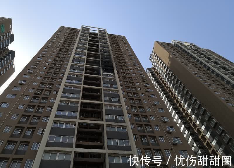 腰线|“一楼”和“顶楼”的房子不能买?建筑学家:这3层才更应该避开