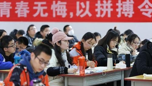 考研复试中导师提的问题不会答？掌握一定技巧，上岸并非难事