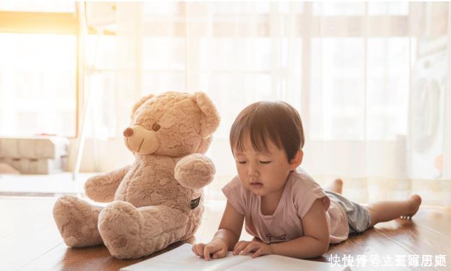 孩子的个子比同龄人低了大半个头3个因素压制孩子长高,快避开