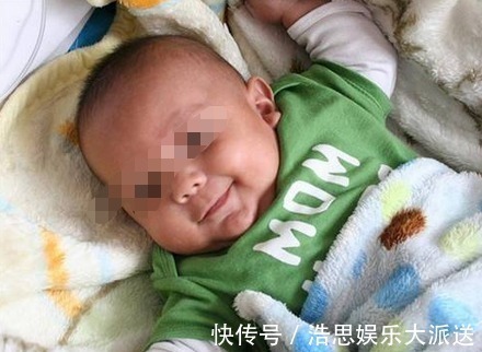 张女士|8个月宝宝检查患上脑瘫,只因妈妈在枕头下放了它,家长们当心