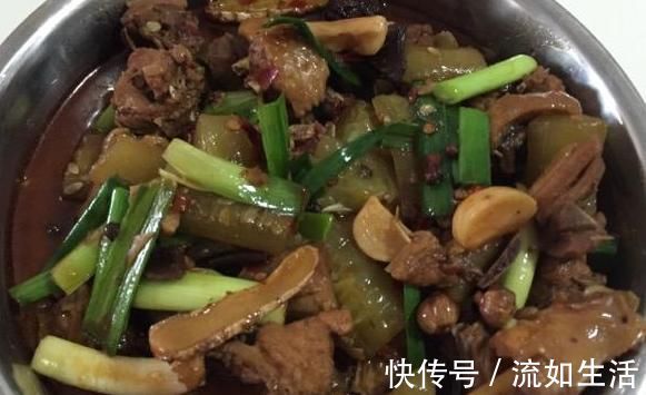 沁透心脾暖心暖胃，香嫩爽滑驱寒补血，让你恨不得把舌头都吞进去