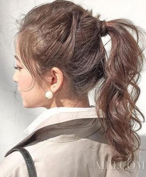 韩系隐藏发圈高低马尾了解一下 尽显高级感