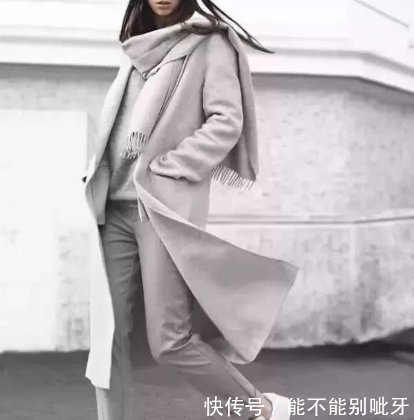 围巾搭配小心机,这个秋冬时髦和温暖全都有了