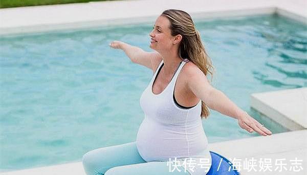 分娩|孕妇夏天可以游泳吗育婴师分三个阶段了解，“游”的更安全