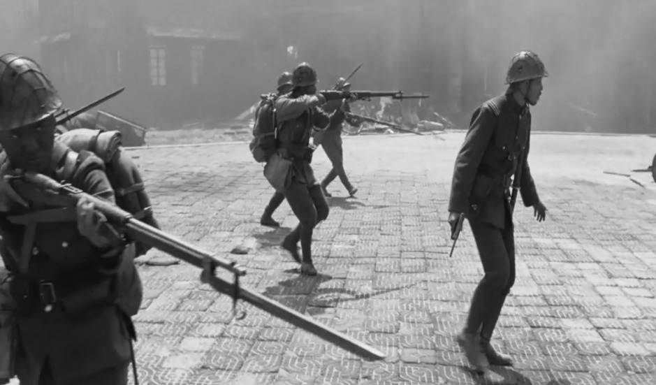 日本|日本培养一种像狼一样的动物，我军伤亡惨重，训练土狗与其抗衡