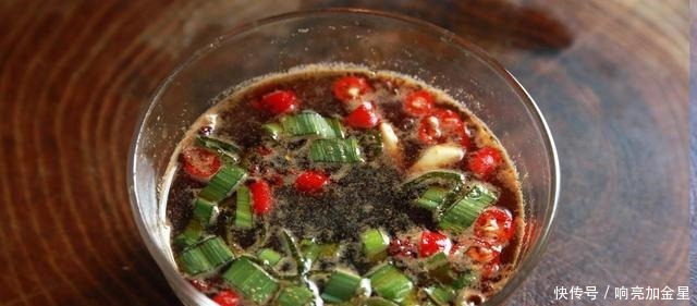 豆腐如何做好吃冬天做一道美味的家常干锅豆腐,好吃又下饭