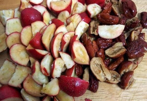 枸杞|山楂加枣泡水饮,相当于半小时的“运动”,助美白还治失眠!