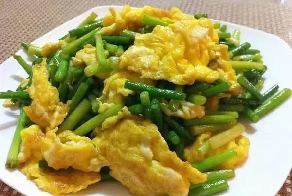 鸡蛋和此物一起炒,比肉还好吃,降压降脂,益智健脑,早食早受益