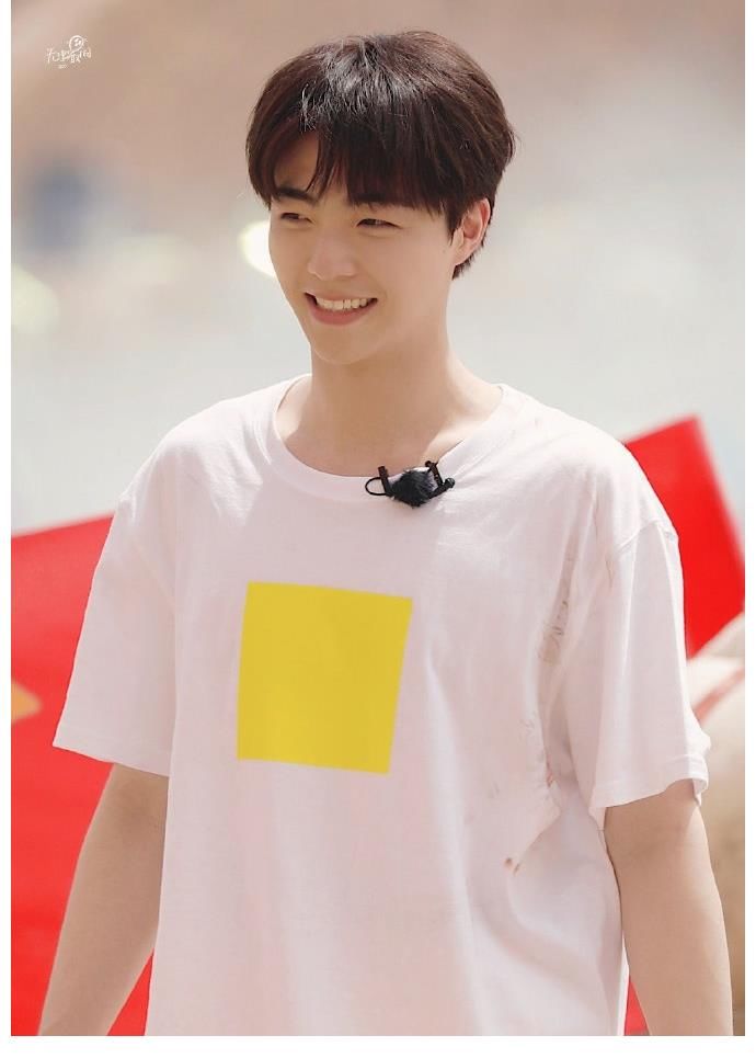 陳立農|陳立農綜藝路透曝光 休閑穿搭簡約不失活力