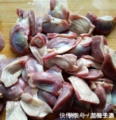 鸡肉|这道菜要常吃,不仅营养还能助消化,简单一炒就上桌,色香味俱全