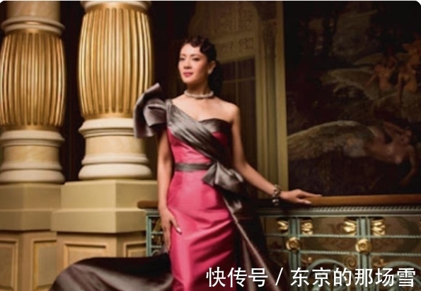 妻子们|玛哈后宫女眷新排位,西拉米穿礼服裙居于C位,苏提达屈尊第四位