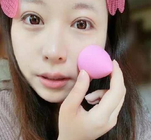 美妆蛋 护肤上有3个“坏习惯”的女人,皮肤几乎都差,中一个都不算美女