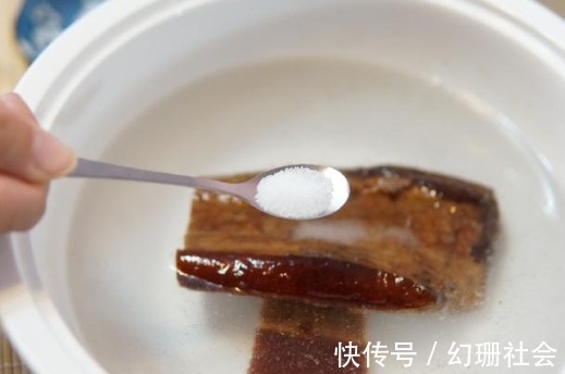 切片|煮腊肉，光切片还不对！还需加上这2步，腊肉咸香软嫩，口感更佳