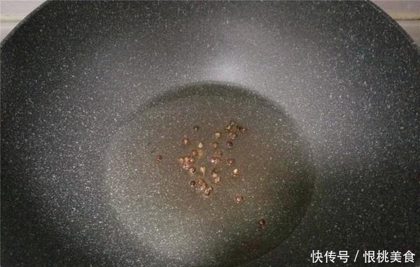 食用|这菜好多人不敢吃,不知常吃延缓衰老、降血脂,胜过化妆品保健品