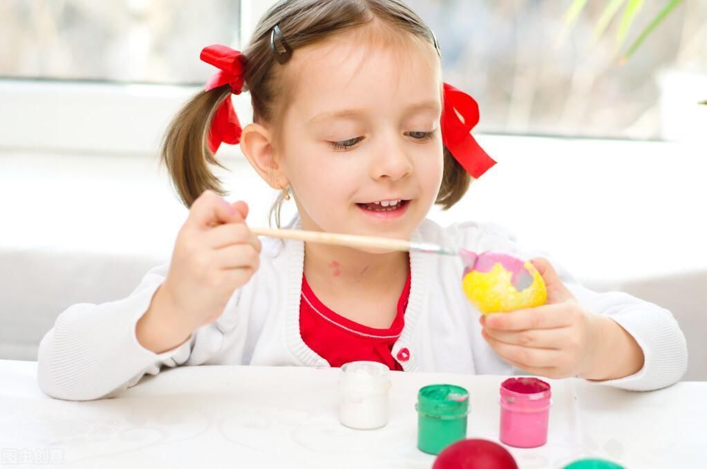 大脑|李玫瑾提醒:孩子聪不聪明,从他的“手”就能看出来,不用等长大