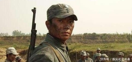 警卫员|战斗刚结束，警卫员跑到他面前说，我缴获一把手枪！随后，枪响了