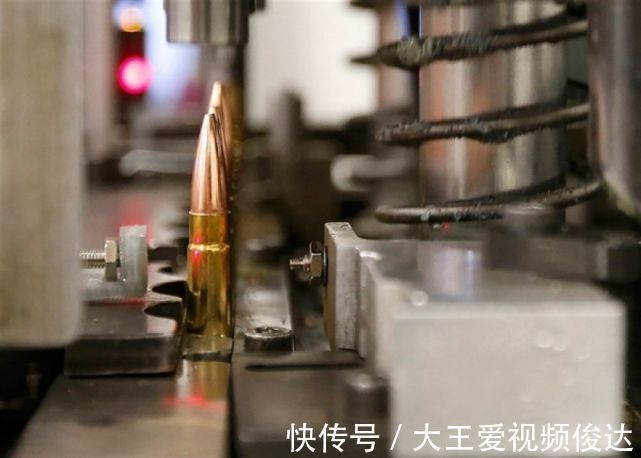 工业体系@如果一万名特种兵穿越到了古代,他们是否能够横扫古代王朝呢