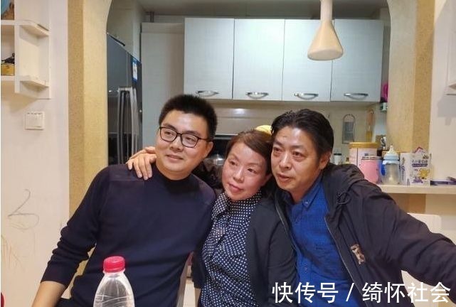 许妈|郭威亲姥姥出镜，教孩子认字，告知家庭的别样生活