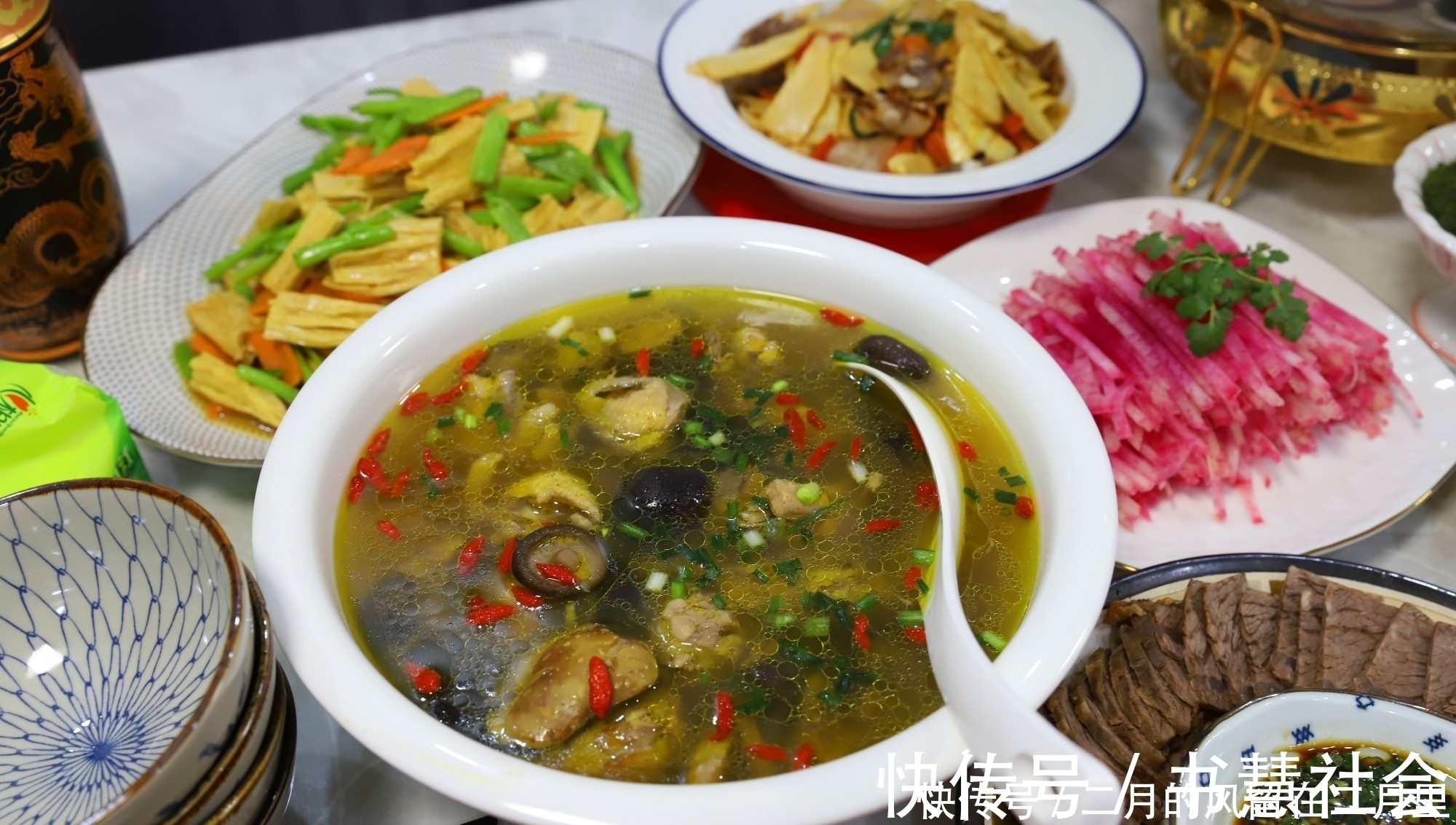 年夜饭拒绝假精致，既要丰盛又要美味，照着我的做不翻车