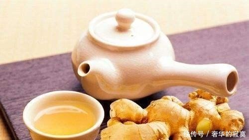 生姜与它泡水喝, 排出黑臭宿便, 肾变强口臭没了、皮肤细腻有光泽!