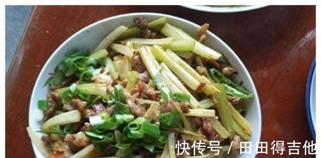 第一次去相亲男友家吃饭,阿姨特意做了一桌菜招待,饭后我不挑了!