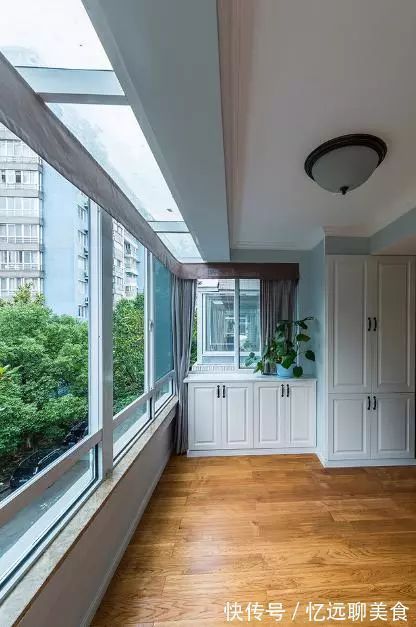 收纳|现在流行阳台打一面柜!实用不占地,全小区都跟着学,好处太多了
