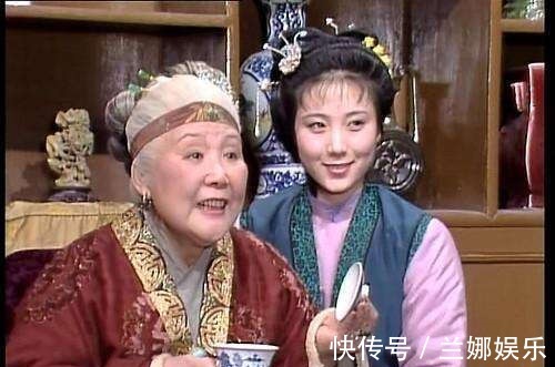 王夫人$一个丫头,敢向贾赦叫板,敢揭王夫人之短,敢顶贾母问话,凭啥