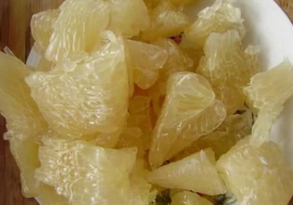 天然的“止咳灵”找到了,常用此果煮水喝,滋阴润肺,冬天不咳嗽