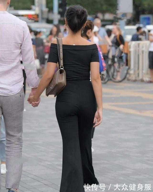 打底裤 黑色修身短袖搭配黑色打底裤,遵循搭配指南,搭配不重样!