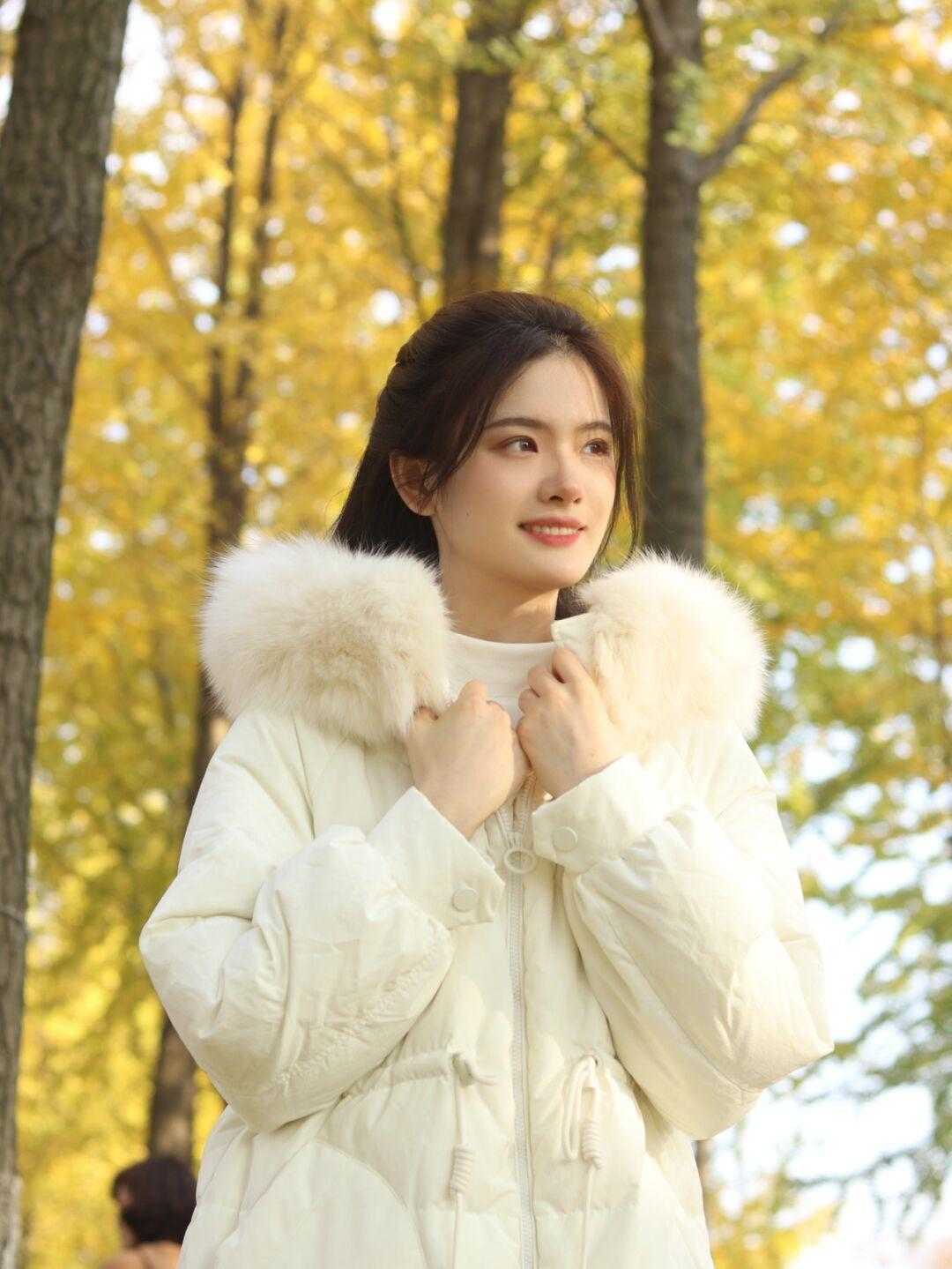 羽绒服 韩系风的羽绒服搭配,让你的气质更出众,保暖且显瘦