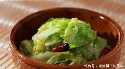 嫌皮肤出现松弛?常吃这4道家常菜,让你从内到外显得年轻
