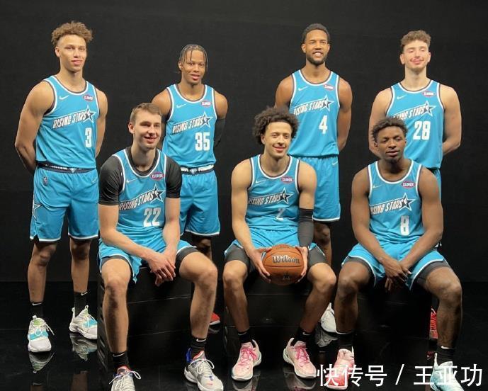 切特|2022状元热门轰21分15板6帽3抢断,火箭应该选他取代伍德?