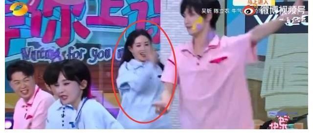 谢娜回《快本》预告，何炅评价包容，丁程鑫拍赵丽颖脸后画风突变