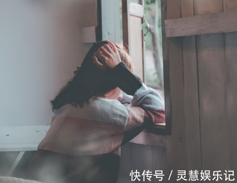 央視主持采訪奧運(yùn)冠軍尷尬1幕流出,我明白了什么才是社交的關(guān)鍵