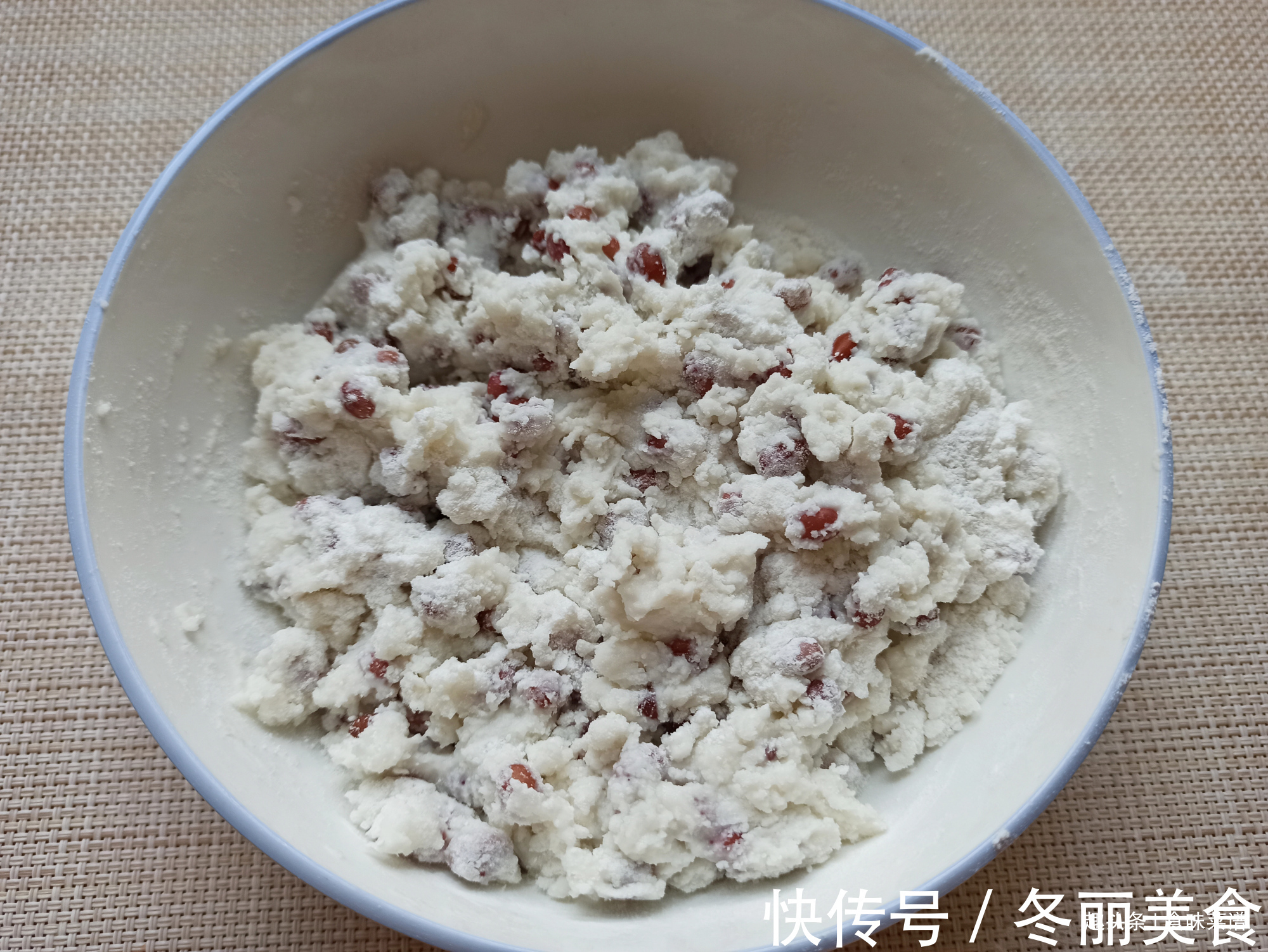 白砂糖|想吃红豆糕不用买，一揉一切，做法比馒头还简单，软糯Q弹特解馋