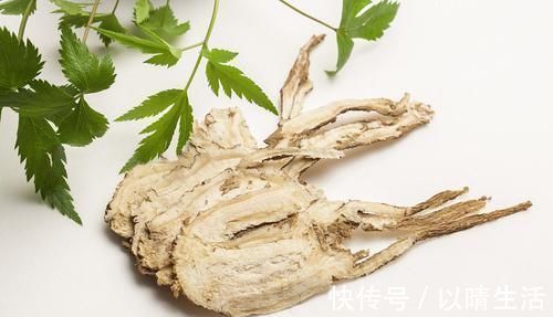 泡水|脑供血不足,哪些中药泡水喝能够改善有几种中药是不错的选择