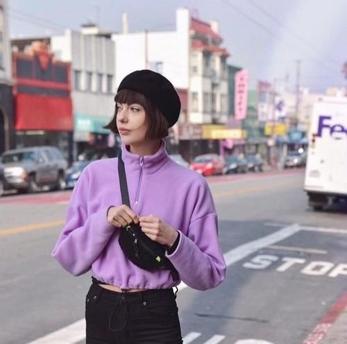 最近火了一种穿法:卫衣+小脚裤,洋气显瘦,承包整个春季的时尚