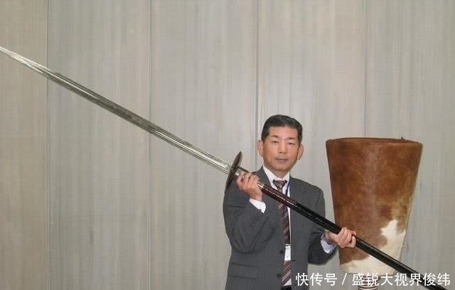 铁椎&古人用的兵器,为什么现代人拿都拿不动道理很简单